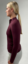 Load image into Gallery viewer, Scallop Collar Wicking Sunshirt- Bordeaux