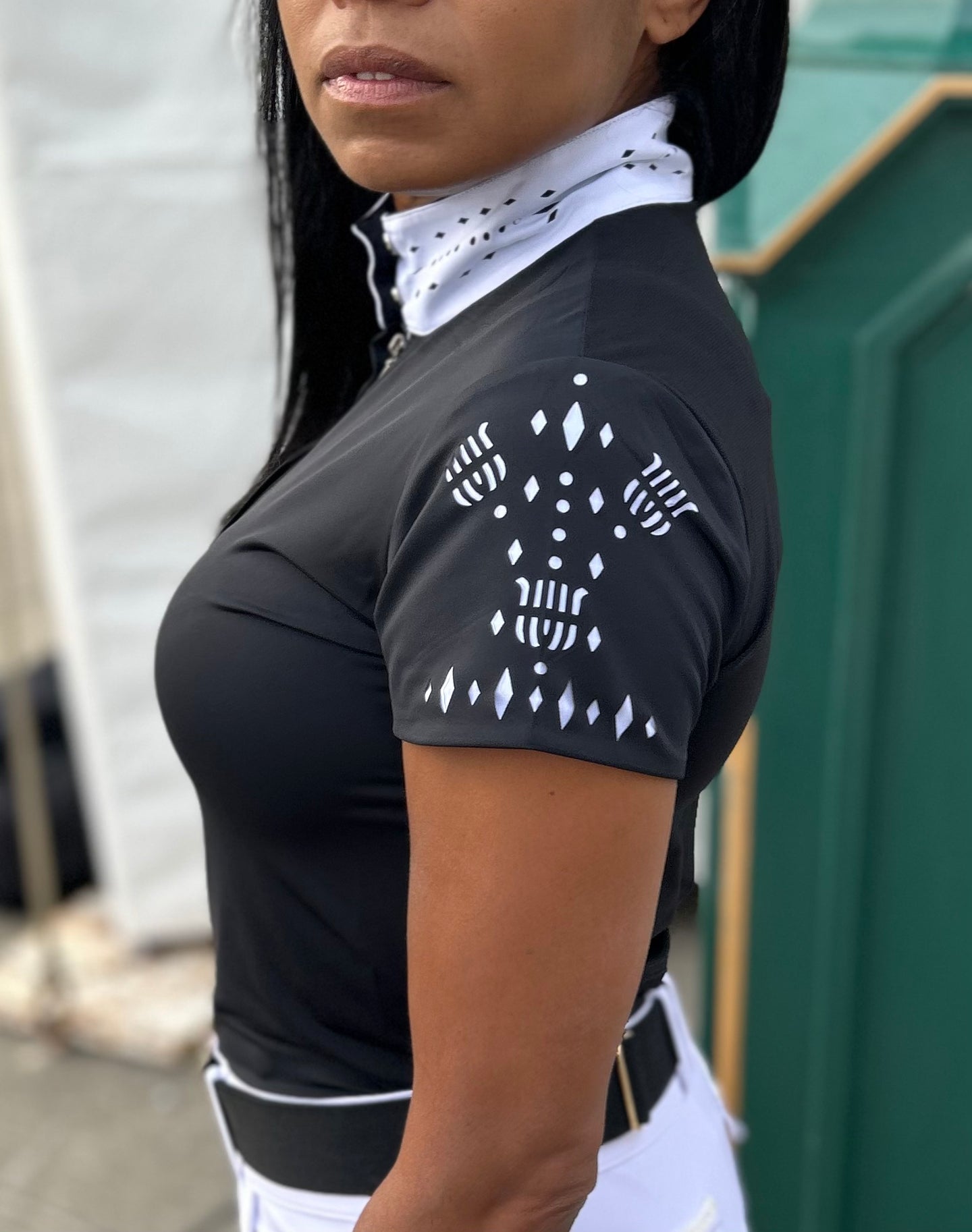 Fontainebleau Show Shirt + Convertible Polo in Black+White