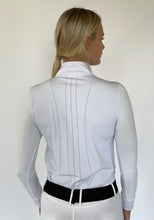 Load image into Gallery viewer, The Hunt + Show Shirt