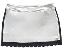 Load image into Gallery viewer, Scallop Skort- White/Navy